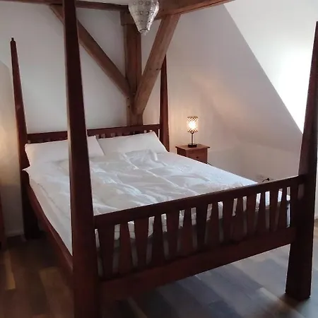 Apartment Historischer Pferdestall Im Zentrum Von Weißenburg Mit 2 Parkplätzen, Terrasse Und Balkon