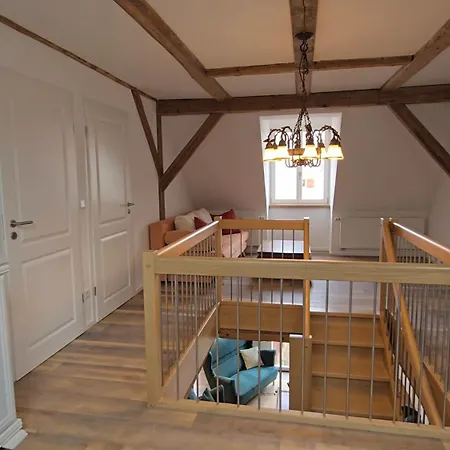 Historischer Pferdestall Im Zentrum Von Weissenburg Mit 2 Parkplaetzen, Terrasse Und Balkon Apartmán Weißenburg in Bayern
