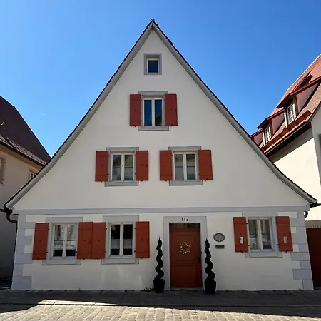 Historischer Pferdestall Im Zentrum Von Weißenburg Mit 2 Parkplätzen, Terrasse Und Balkon Weißenburg in Bayern